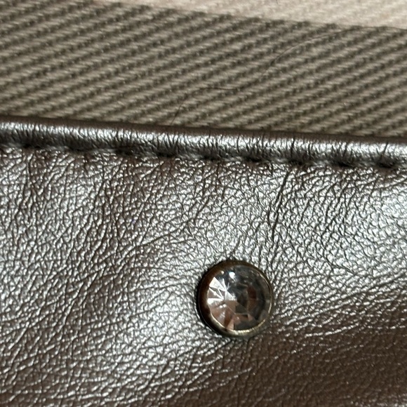 DISNEY MICKEY MOUSE CANVAS SILVER & CREAM RHINESTONE ROPED STRAP TOTE BUCKET BAG - Picture 10 of 13